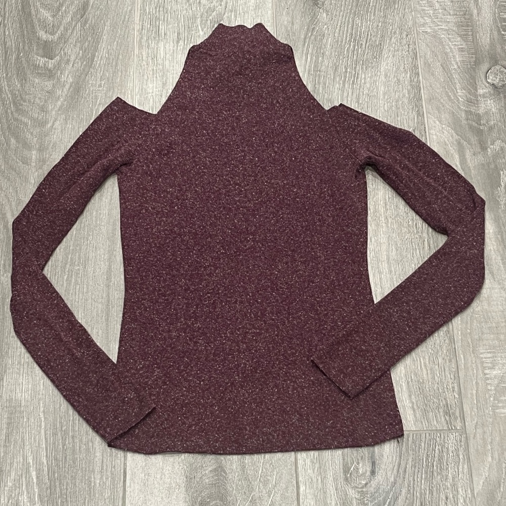 Bailey44 heathered burgundy cold shoulder sweater -XS